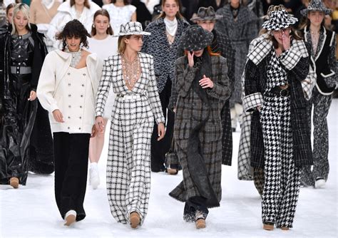 chanel autunno inverno 2019|Chanel trousers fashion.